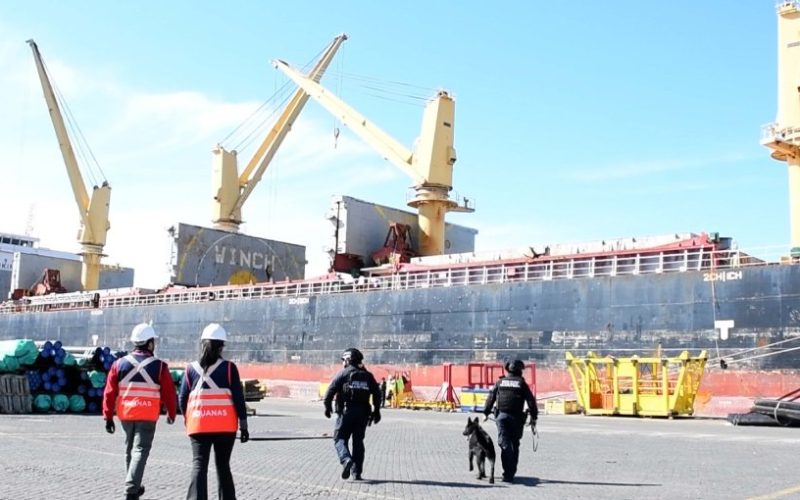 Operativo contra el crimen organizado deja cinco detenidos en el puerto de Valparaíso